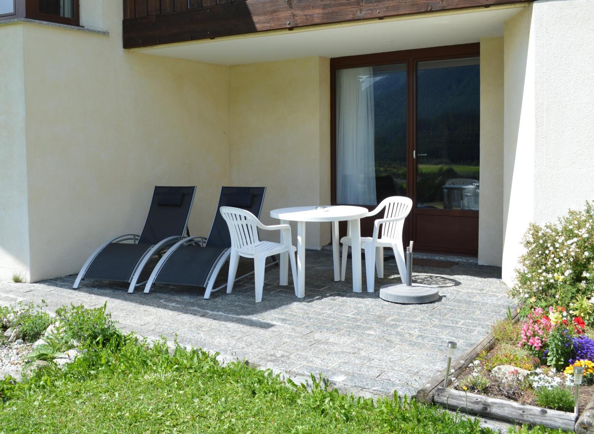 Apartamento Residenz La Mora La Punt-Chamues-ch Exterior foto